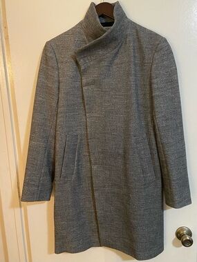 ZARA Structured Stretchy Coat Men’s SMALL Discontinued Preowned!